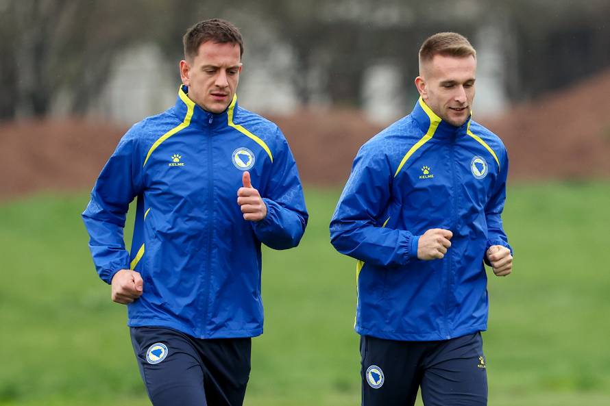 Sarajevo: Trening nogometne reprezentacija BiH uoči finalne utakmice doigravanja za Svjetsko prvenstvo
