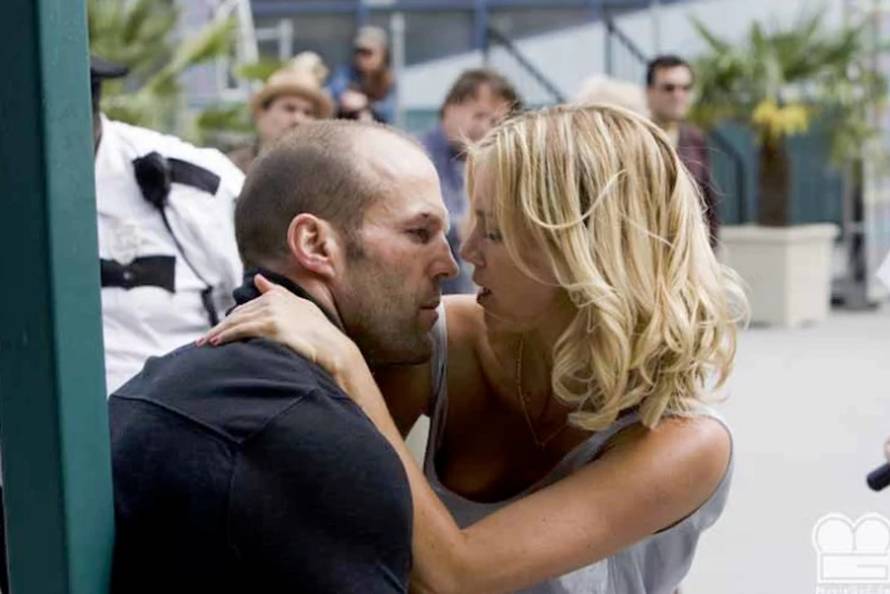 Jason Statham: Zarađivao sam izrađujući ogrlice na ulicama...