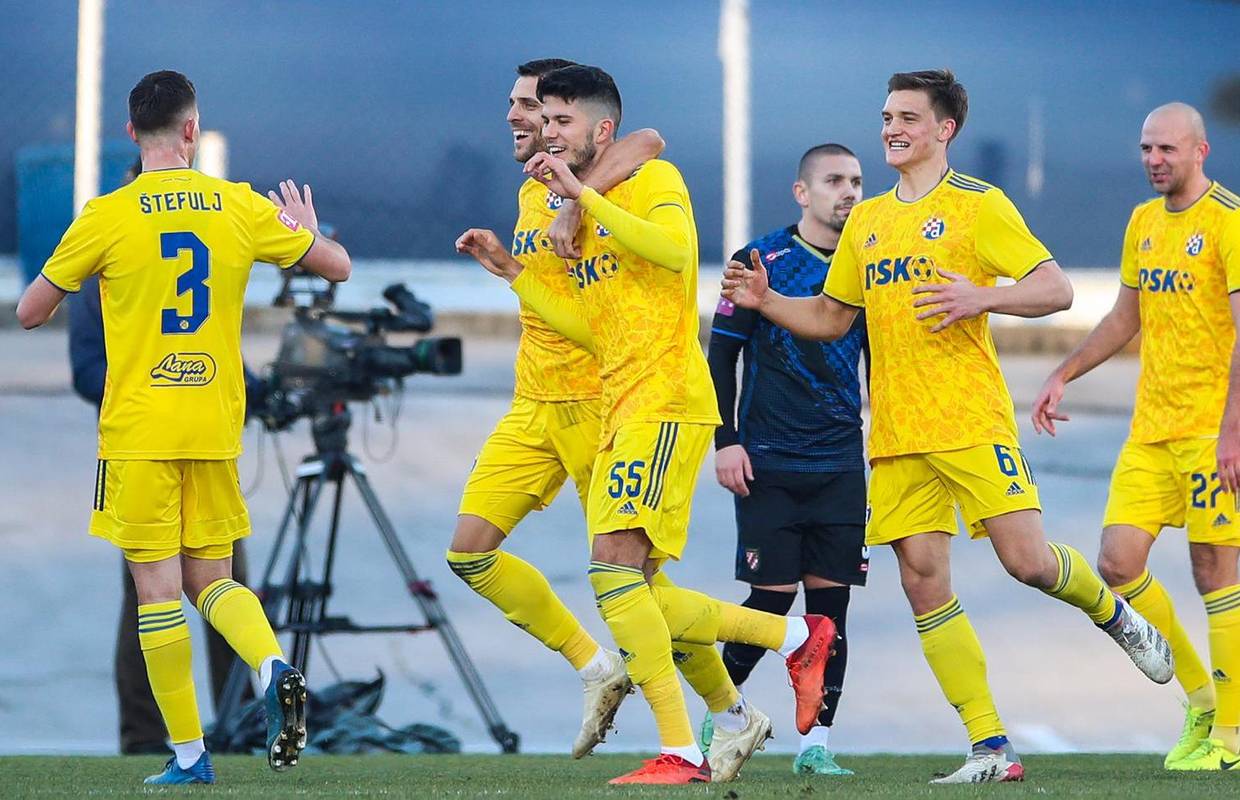 Ludnica u Kranjči: Dinamo lako s Dragovoljcem, preuzeo vrh lige