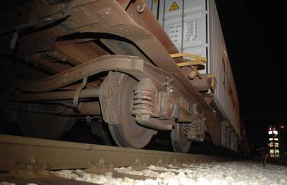 Teretni vlak izletio s tračnica u Meksiku, poginulo je pet ljudi