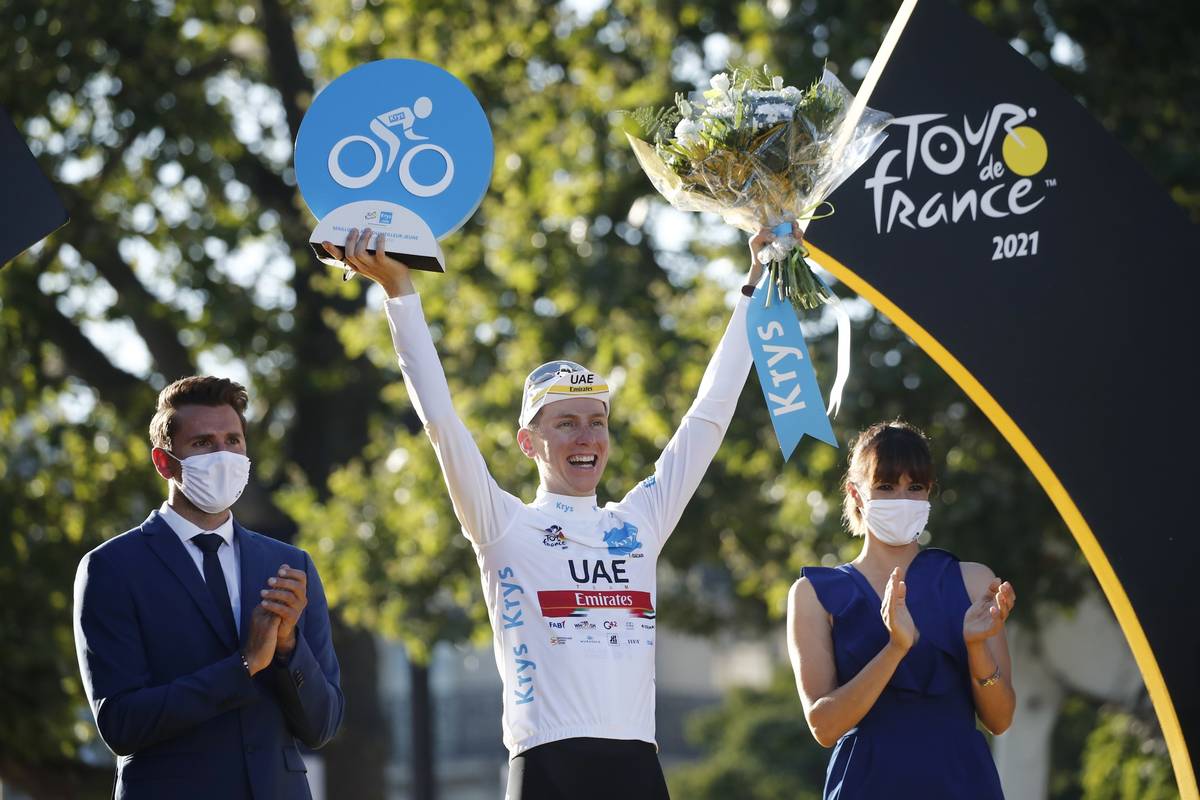 Slovenija opet slavi titulu: Tadej Pogačar obranio Tour de France!