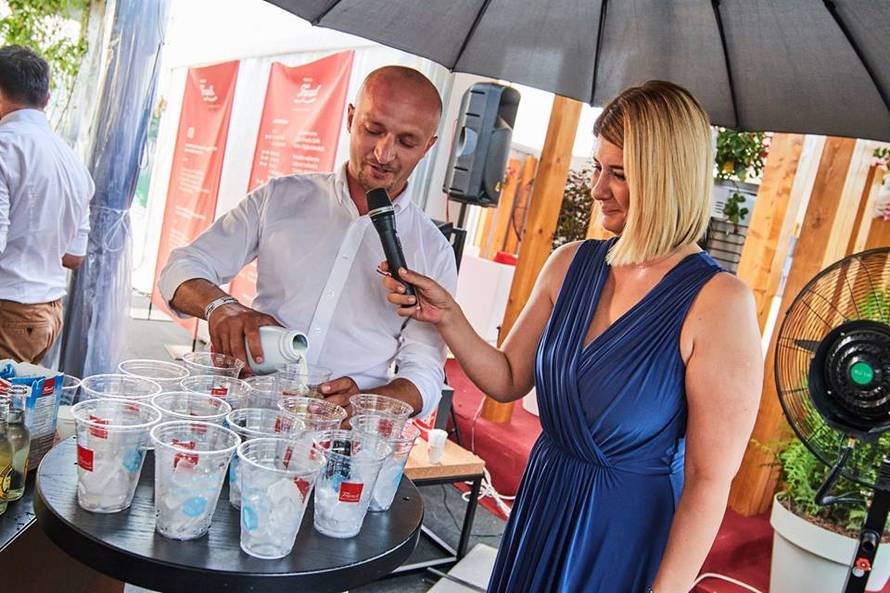 Osvježenje na turniru u Umagu uz ledena Franck Café cappuccina