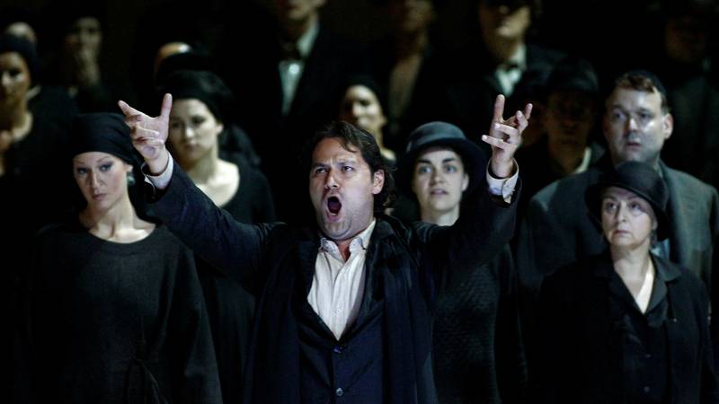 Talijanska operna kuća otkazala nastupe ruskome opernom pjevaču jer je blizak s Putinom