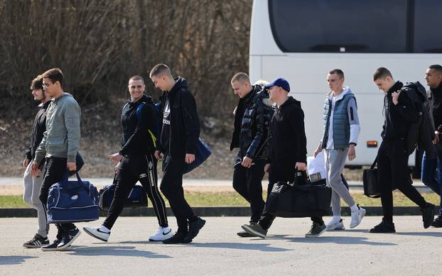 Ministar Anušić i general Kundid na prvom danu TVO-a na Slunju