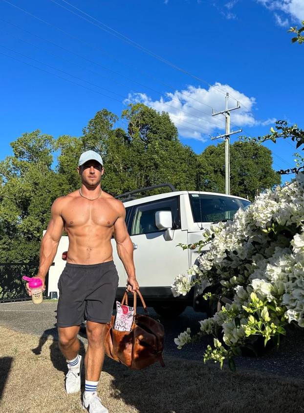 FOTO Nije za žene sa slabim srcem: Ovo su najseksi muška torza na Instagramu