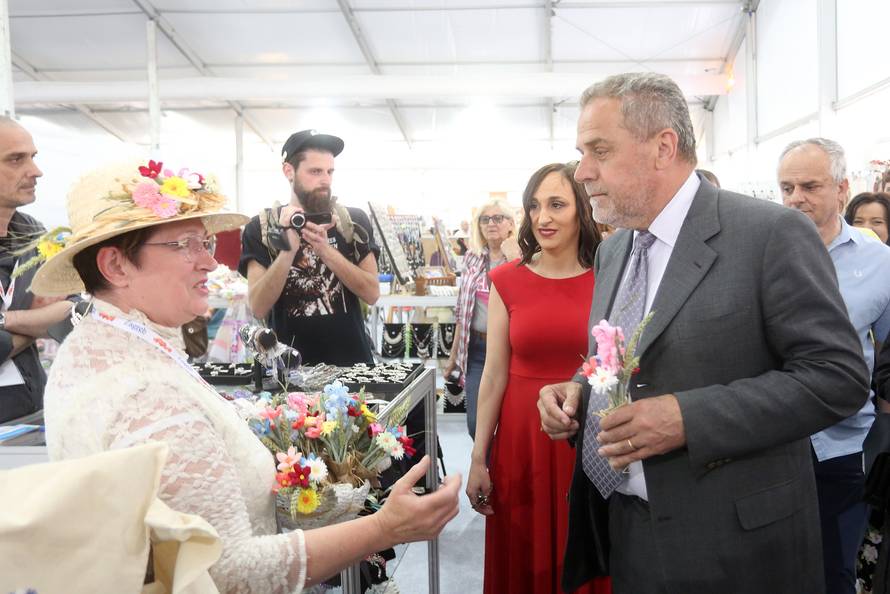 Jakov Kitarović: Supruzi ću kupiti cvijeće, obožava orhideje