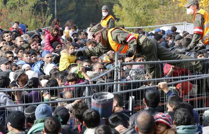 Šefic: Smanjuje se priljev izbjeglica 'balkanskom rutom'