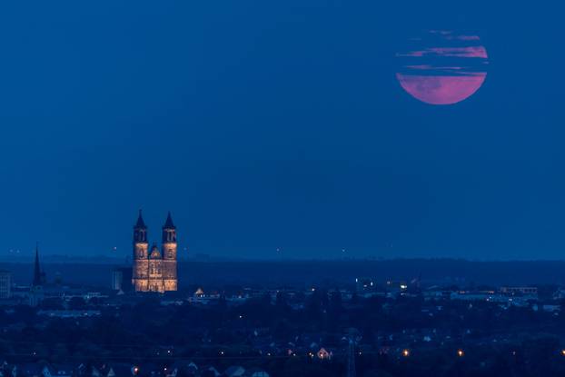 Supermoon over Magdeburg