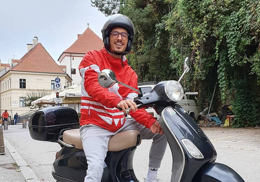 Našem glumcu ukrali Vespu: 'Bistri lopov mislio je da će se upaliti i otključati s kamenom'