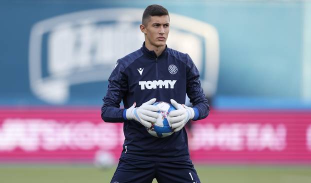 Zagreb: Zagrijavanje igrača prije početka utakmice Dinamo - Hajduk