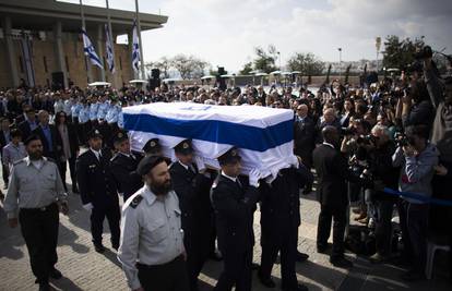 Ariela Sharona (85) sahranili na obiteljskom imanju u Izraelu 