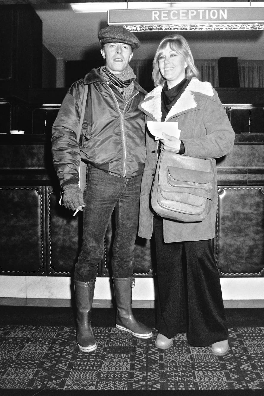 ANKETA Koja vam se više sviđa, mlada Kim Novak ili Sydney?