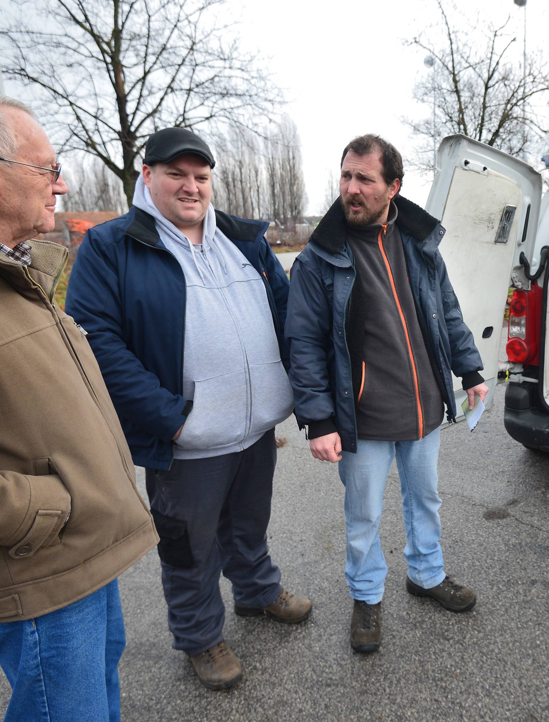 Spasili su dabra: Plivaj Štefek, samo plivaj i sretna ti Nova!