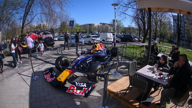 FOTO Verstappen u Španskom? Ipak ne, ali tu je njegova jurilica