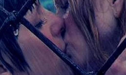 FOTO Nekad su se ljubile pred cijelim svijetom: Evo kako sad izgledaju djevojke iz  t.A.T.u.