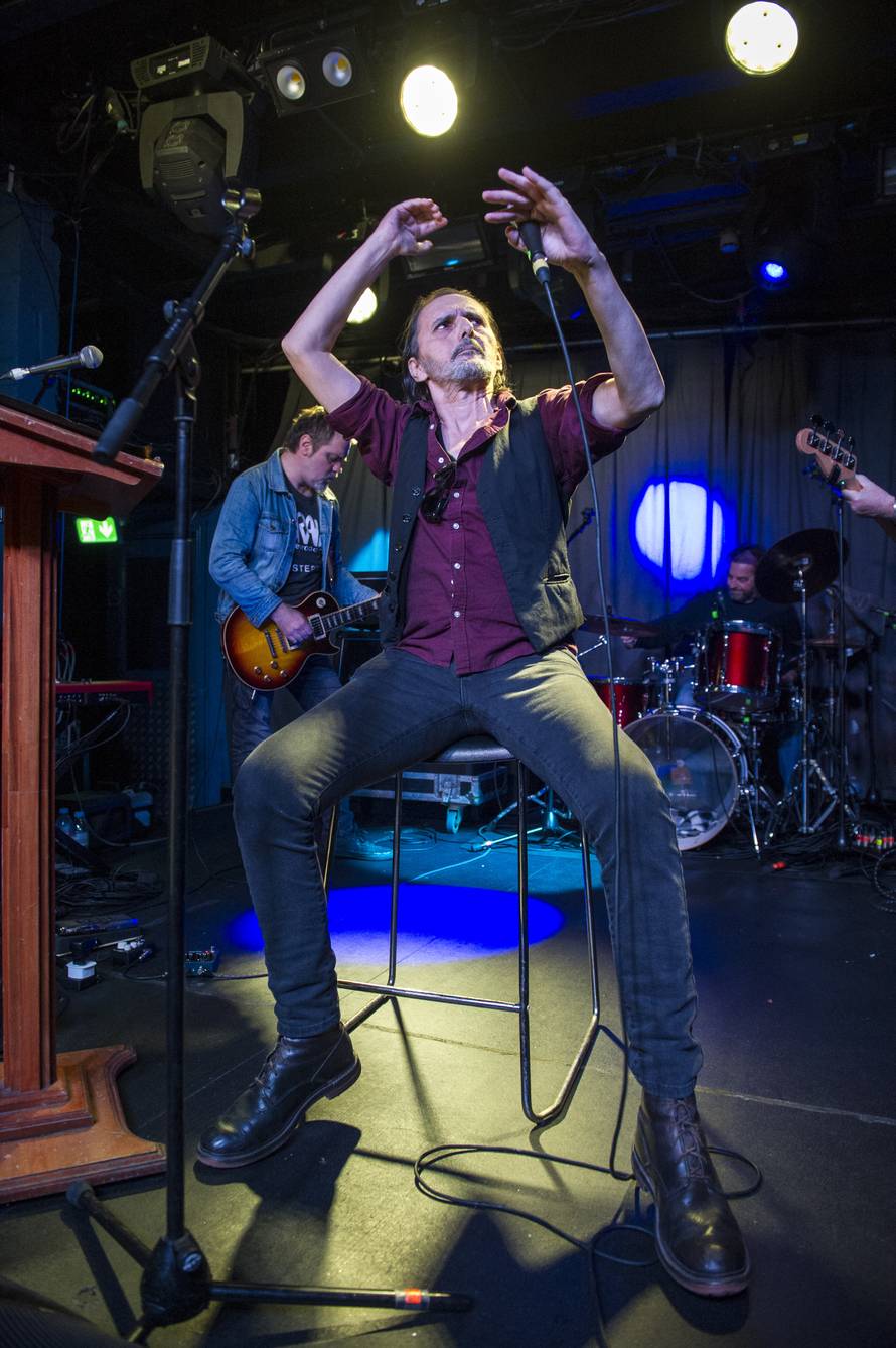 Goran Bare oduševio nastupom u Londonu! Domaćini: Majke mi, pa sviraju kao da su Englezi