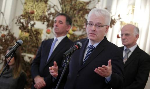 Josipović: 'Neki na naš brod stavljaju strašan teret mržnje'