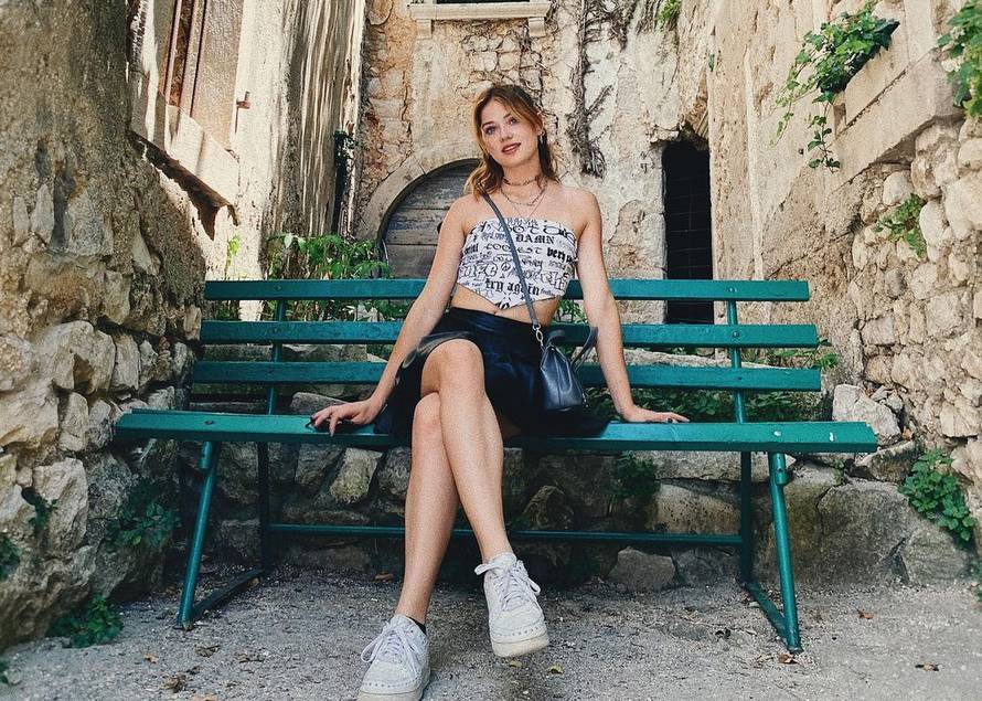 Mia Negovetić: 'Ne zamaram se člancima koji se pišu o meni...'