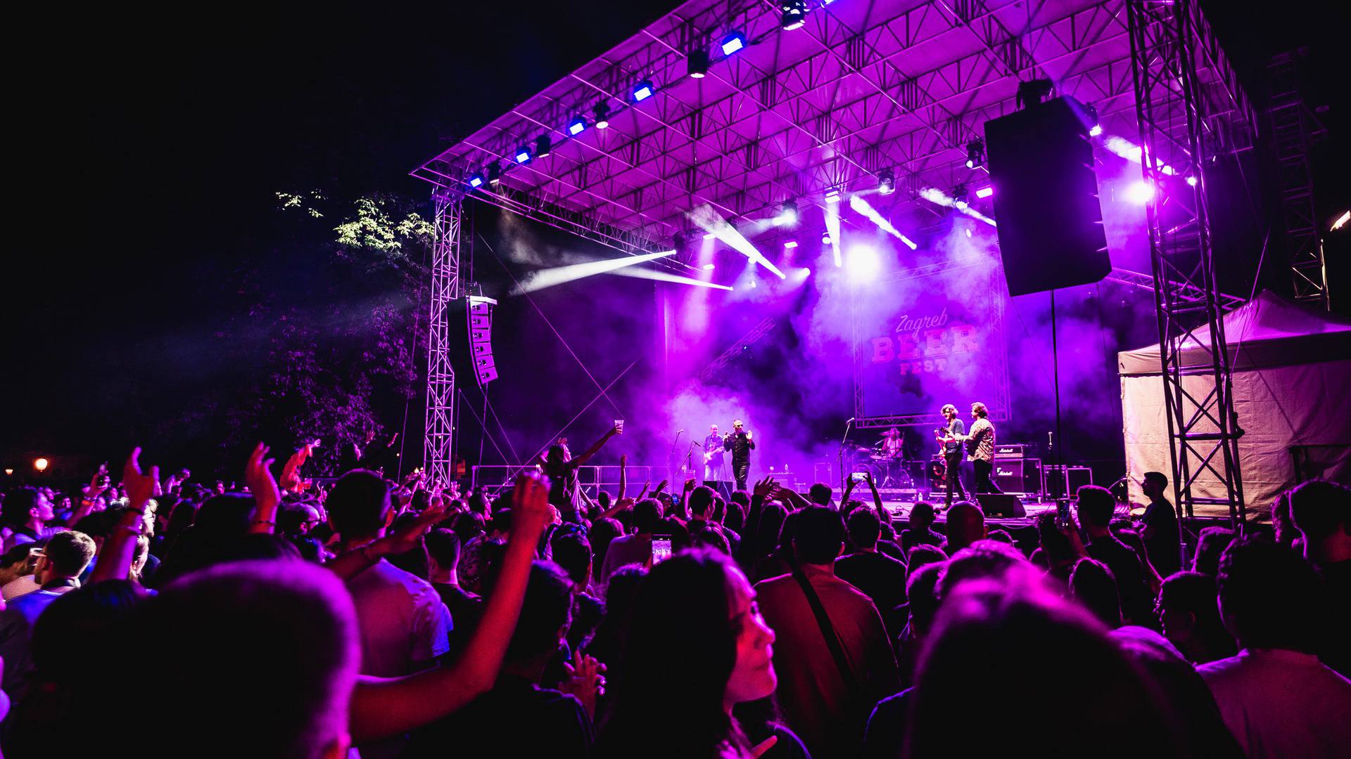 Moćna snaga rocka i hip-hopa: Pipsi i Grše oduševili više od 20 tisuća posjetitelja Beer Festa