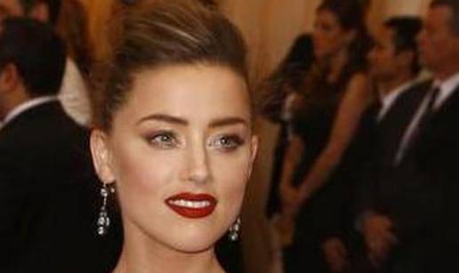 Amber Heard: Sad je jasno da s Deppom nisam bila zbog novca