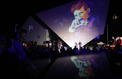 U Karlovcu otvoren Nikola Tesla Experience Centar: 'On će od svih nas napraviti bolje ljude'