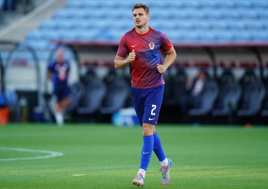 Zagrijavanje nogometaša Gibraltara i Hrvatske uoči utakmice kvalifikacija za FIFA Svjetsko prvenstvo