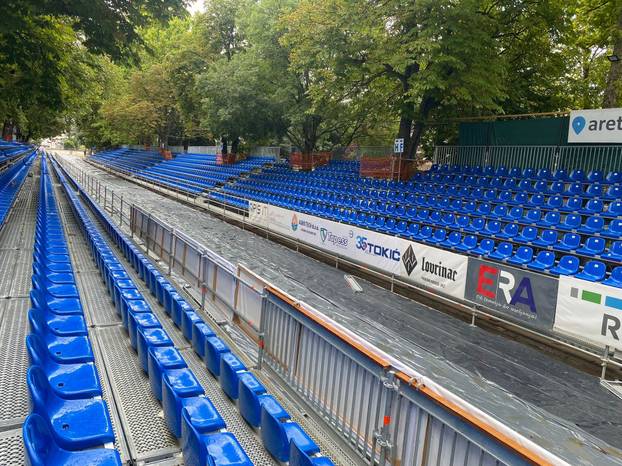 FOTO Sve je spremno za Sinjsku alku: 'Nešto je manje svita zbog kiše, ali grad će živnut popodne'