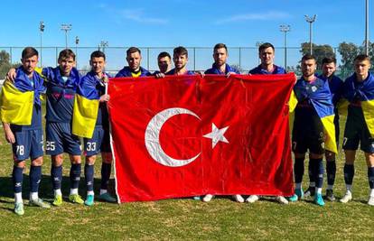 VIDEO Turci smjestili u isti hotel ukrajinske i ruske nogometaše. Letjele su šake, ima ozlijeđenih