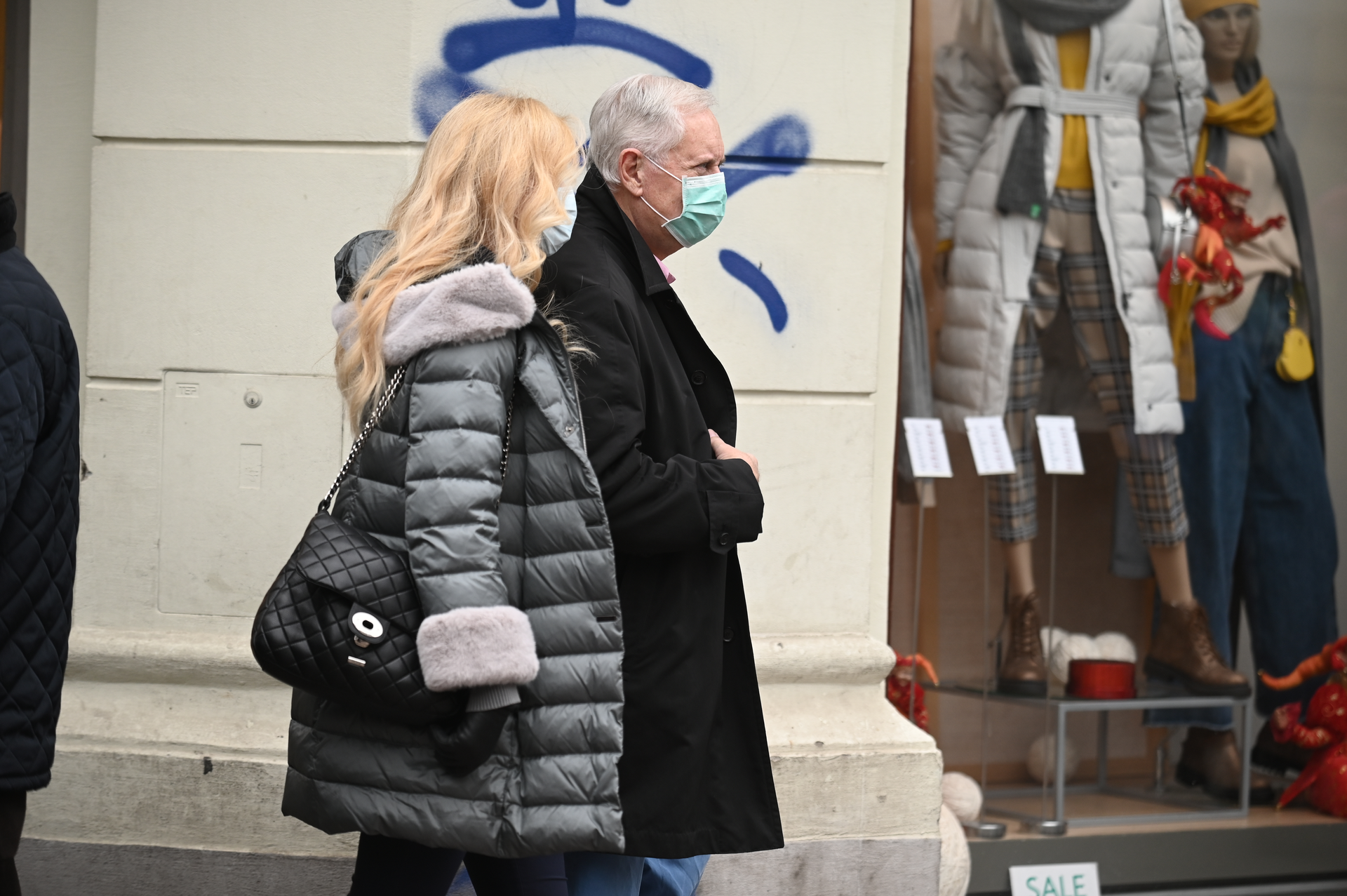 Dikan opet ljubi? Šetao centrom Zagreba s plavušom pod ruku...