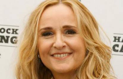 Škrtica Melissa Etheridge si štedi na hrani za djecu