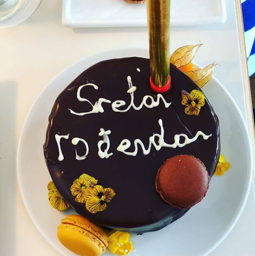 Tajči u Zagrebu sredila frizuru, pa na moru proslavila rođendan