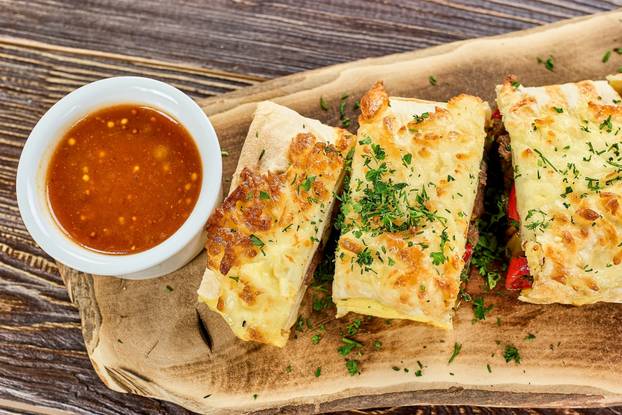 Jeste li noćni izjelica? Najbolje i najgore namirnice koje možete pojesti usred noći