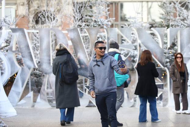 Zagreb: Advent u centru grada tijekom dana