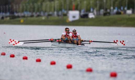 Bravo, dečki! Hrvatski četverac bez kormilara osvojio trofej