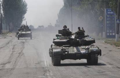 Separatisti su pred slomom? U Lugansk ušla vojska Ukrajine   