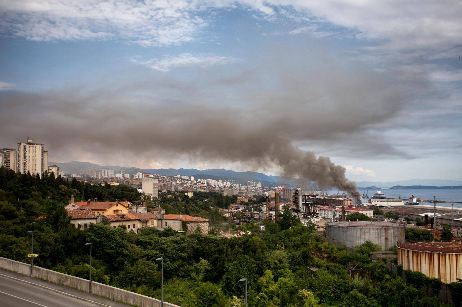 Rijeka: U teretnoj luci gorio metalni otpad