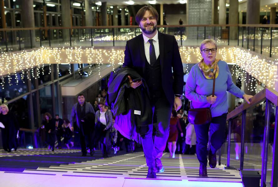 Zagreb: Okupljanje uzvanika uoči Božićnog gala koncerta Croatia osiguranja "Croatia povezana pjesmom"