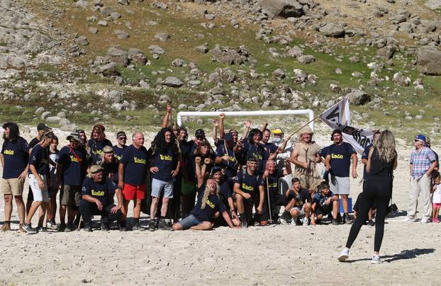 ARHIVA: Utakmica na dnu isušenog Modrog jezera koje danas doseže rekordan vodostaj