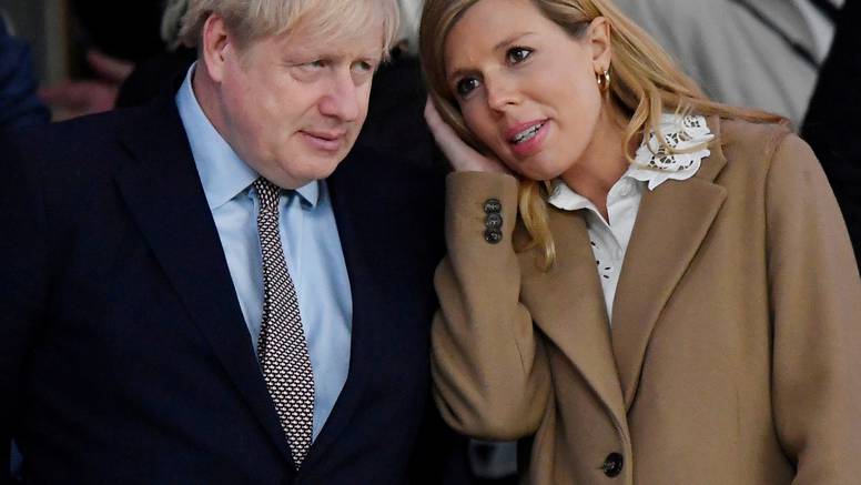 Boris Johnson i 24 godine mlađa supruga očekuju drugo dijete