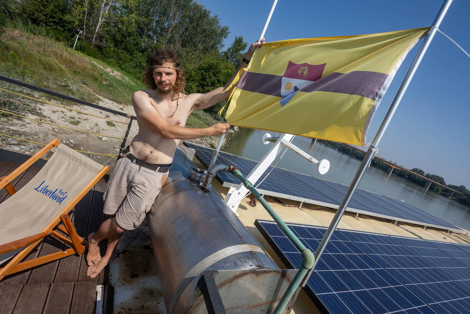 Posjetili smo Liberland na istočnoj obali Dunava, tamo vlada samoproglašeni predsjednik, a novi državljani stalno pristižu