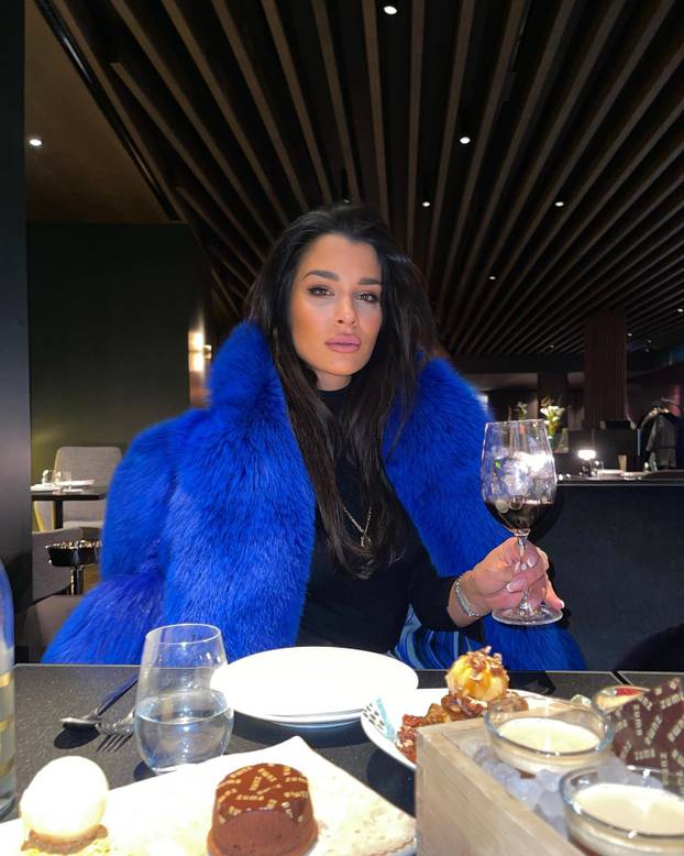 FOTO Tko je Ćorićeva djevojka? Nekad sportska nada danas je influencerica i uživa po svijetu