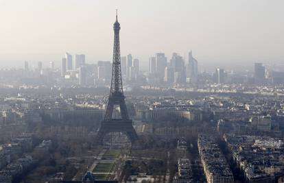 Francuski džihadist je planirao napasti Eiffelov toranj i Louvre