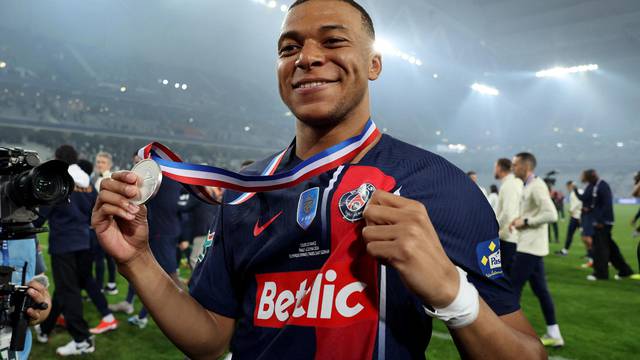 Coupe de France - Final - Olympique Lyonnais v Paris St Germain