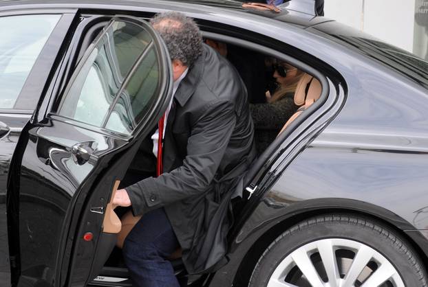 Split: Željko Kerum do?ekao ispred bolnice Fani i sina Franu