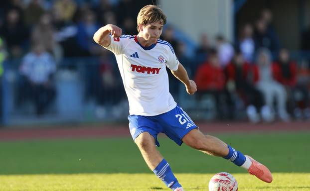 Vinkovci: NK Vukovar i HNK Hajduk sastali se u 9 kolu Prve HNL