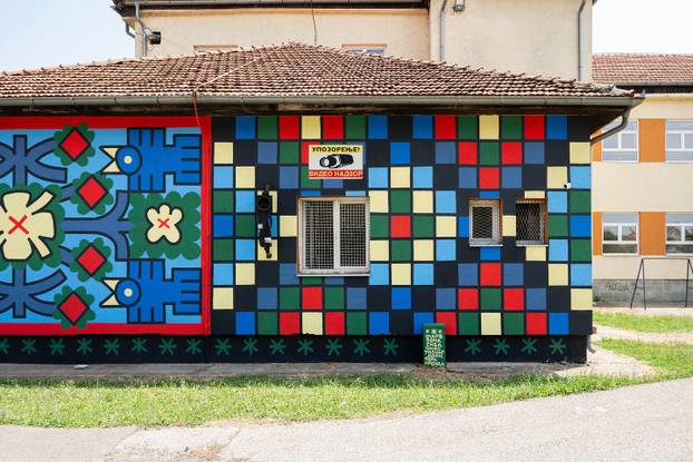 FOTO Grad pretvoren u galeriju: Pogledajte predivne murale na kućama i zgradama u Čačku