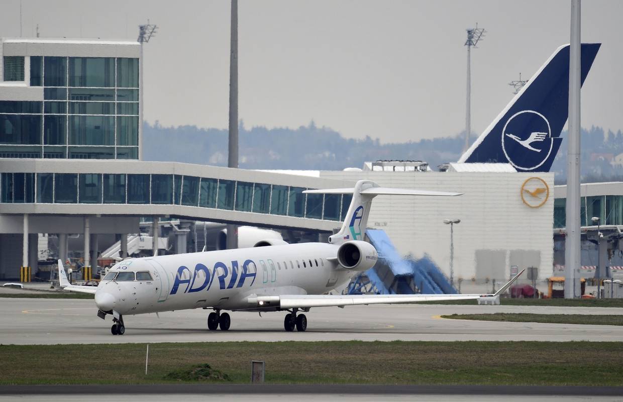 I oni imaju problema: Adria Airways suspendirala letove