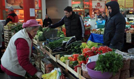 Tržnice rade do 20 sati svaki radni dan, a nema kupaca