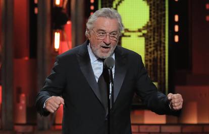 De Niro na dodjeli Tonyja vikao 'J***š Trumpa': Cenzurirali ga