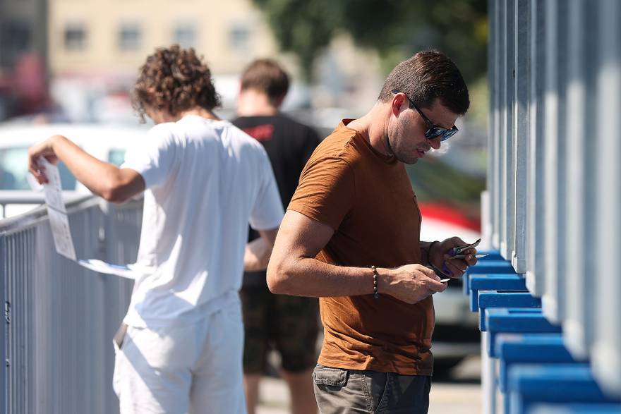 Zagreb: Počela prodaja karata za prvu utakmicu play-offa za plasman u Europsku ligu između Dinama i Sparte